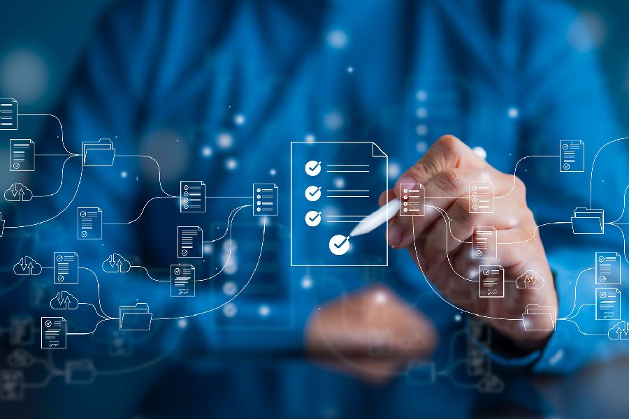 Dokumentenmanagementsystem mit Ordnern und Symbolen. Per Klick gelangen Sie zur Unterseite Wirtschaft und Verwaltung