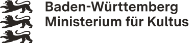 Link zum Internetauftritt des Ministeriums für Kultus, Jugend und Sport Baden-Württemberg; Logo: auf der linken Seite drei schwarze Baden-Württemberg-Löwen-Symbole untereinander, auf der rechten Seite: auf drei Zeilen verteilter Schriftzug Baden-Württemberg, Ministerium für Kultus, Jugend und Sport“ in schwarzer Fettschrift